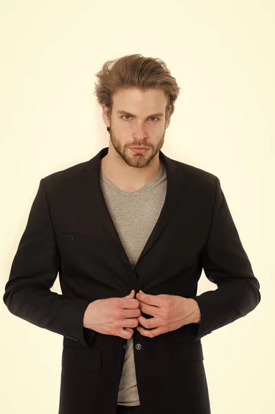 Homem barbudo ou homem de negócios cara na jaqueta isolado no branco — Fotografia de Stock