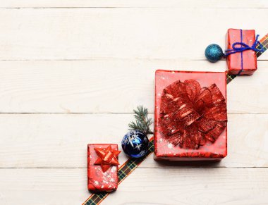 Kış zamanı ve yeni yıl kartı konsepti. Noel süslemeleri