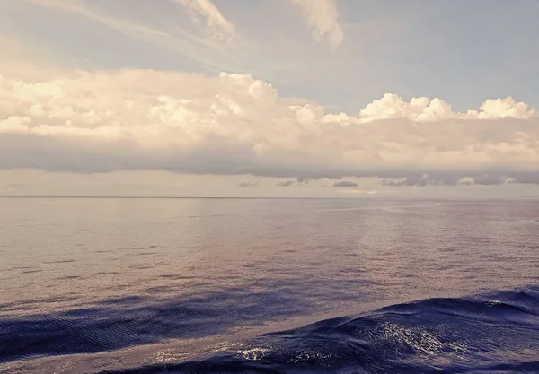 Hırvatistan Island, Cres Valun Köyü bağlantı noktası