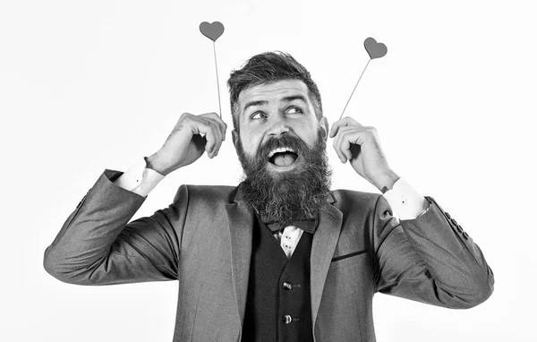 Homem maduro com longa barba e rosto alegre. — Fotografia de Stock