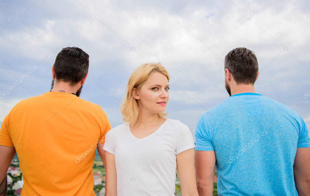 Girl stand in front two faceless men. Best traits of great boyfriend. Everything you need to know about choosing right guy. How to pick better boyfriend. Girl thinking whom she going ask dating