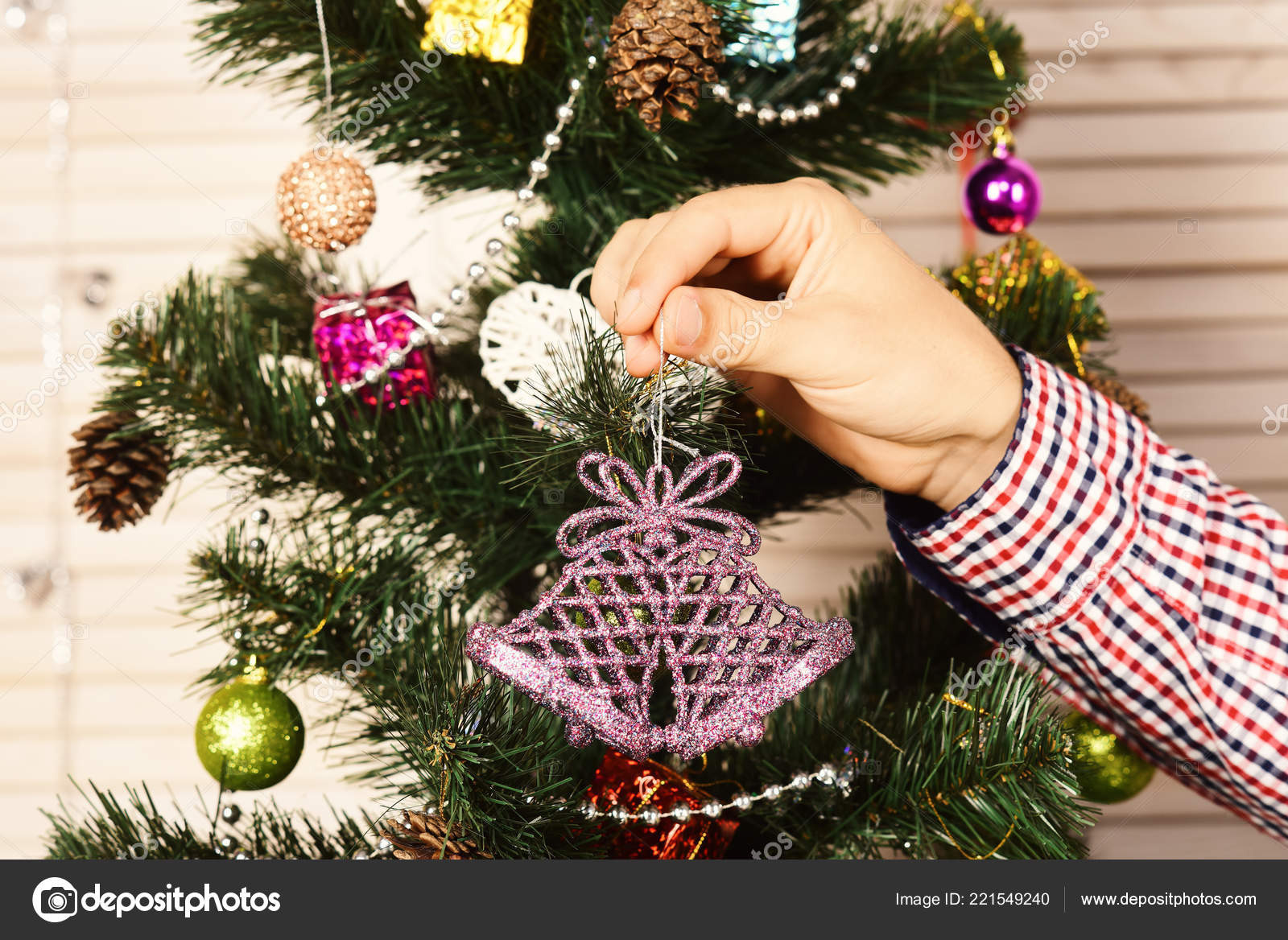 Burgundy Christmas Tree Decorations Christmas Tree Decoration In