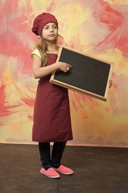 çocuk, mutlu kız cook kırmızı chef şapka, apron