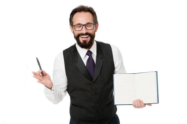 Rejoignez l'événement élite académie d'affaires. Homme vêtements formels tenir bloc-notes blanc expliquer sujet d'affaires. Concept d'école de commerce. Conférence d'affaires haut-parleur isolé blanc. Lunettes de vue expert professeur intelligent — Photo