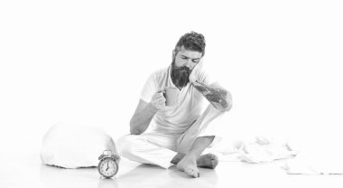 Adam erken sabah, beyaz arka plan gerekiyor.