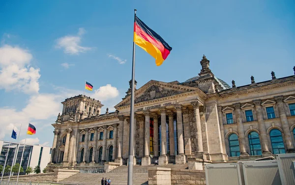 Здание Рейхстага, резиденция парламента Германии — стоковое фото