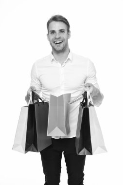 Benim için o. Adam memnun çanta hediye aldım. Adam mutlu alınan paket hediye izole beyaz. Doğum günü teslim. Adam Doğum günü kutluyor. Avantaj hediyeler teslim almak. Doğum günü hediyeleri zamanında gelmiş