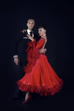 Balo Salonu çift aşık