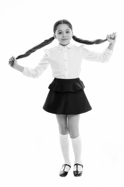 Fui eu que o fiz. Mais fresco de volta aos penteados da escola. Caudas lindas perfeitas para cada dia da semana. Estudante feliz sorridente pupila longo cabelo encaracolado. Penteado para estudante agradável e fácil — Fotografia de Stock