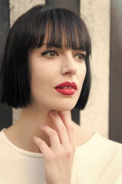 Kız ya da kadın kırmızı dudaklı de paris, Fransa