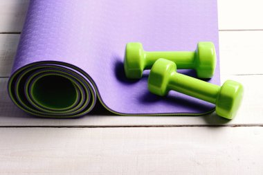 Barbell küçük boyutunda haddelenmiş mor yoga Anne yalan