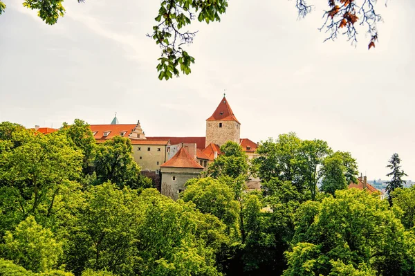 Bastion kasteel met torens in Praag, Tsjechië — Stockfoto