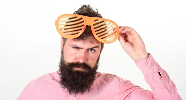 Hipster wear shutter shades extremely big sunglasses. Man bearded guy wear giant louvered sunglasses. Eye protection sunglasses accessory concept. Sunglasses party attribute and stylish accessory — Stock Photo, Image