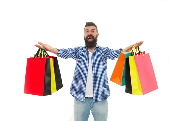 Brutala kaukasiska hipster med mustasch. Skäggig man med kassar... Shopping försäljning. Manlig Frisör vård. Black Friday. Cyber Monday. Mogen glad hipster med skägg. Online shop — Stockfoto