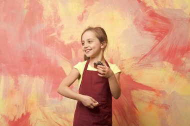 Şef çocuk ile cupcake