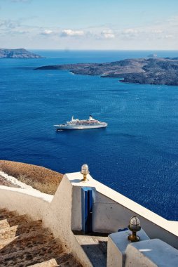 Turistik gemi ve su taşıma.