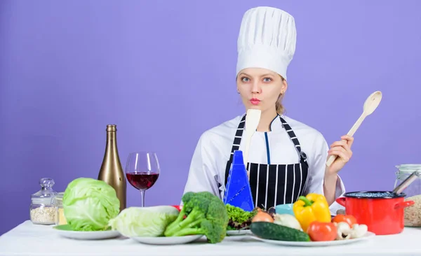 Gastronomische Hoofdgerecht Recepten Koken Haar Hobby Koken Gezond Voedsel Meisje — Stockfoto