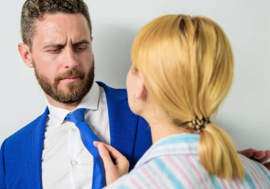 İşyerinde cinsel taciz. İşgücü cinsel taciz. Yönetmen kandırmaya. Sekreter patron cinsel dikkat. Ofis ve cinsel davranış. Kadın tutun kravat mans. Kız baştan meslektaşım