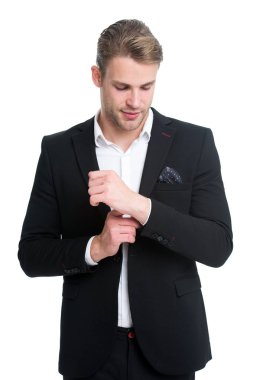 Her detay önemli. Adam iyi aşınma zarif resmi kıyafet bakımlı. Maço emin mükemmel kıyafeti hazırlayın. Bir adam office çalışan yakışıklı mükemmel görünüm. Fırsat için mükemmel bir kıyafet seçin. Resmi olay