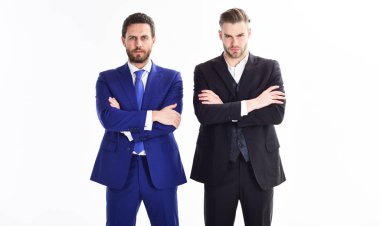 İş takım yapısı. İş liderlerinin bölümü. Erkekler işadamı resmi takım stand güvenle çapraz kol beyaz arka plan ile. Kendine güvenen iş patronlar. İş takım katılın. Güven ve destek