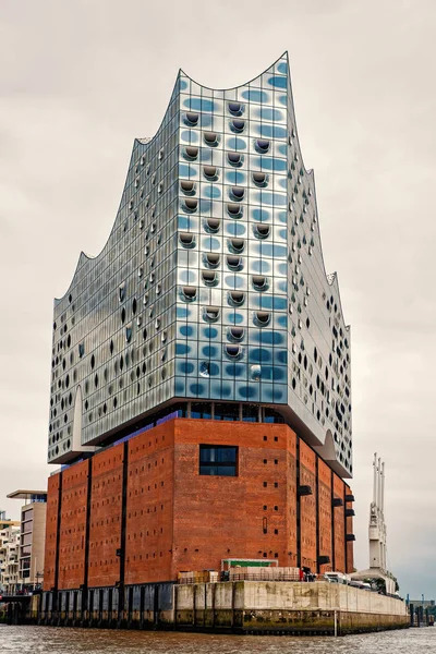 Elbphilharmonie або Ельба філармонічний зал, концертний зал в Гамбурзі — стокове фото