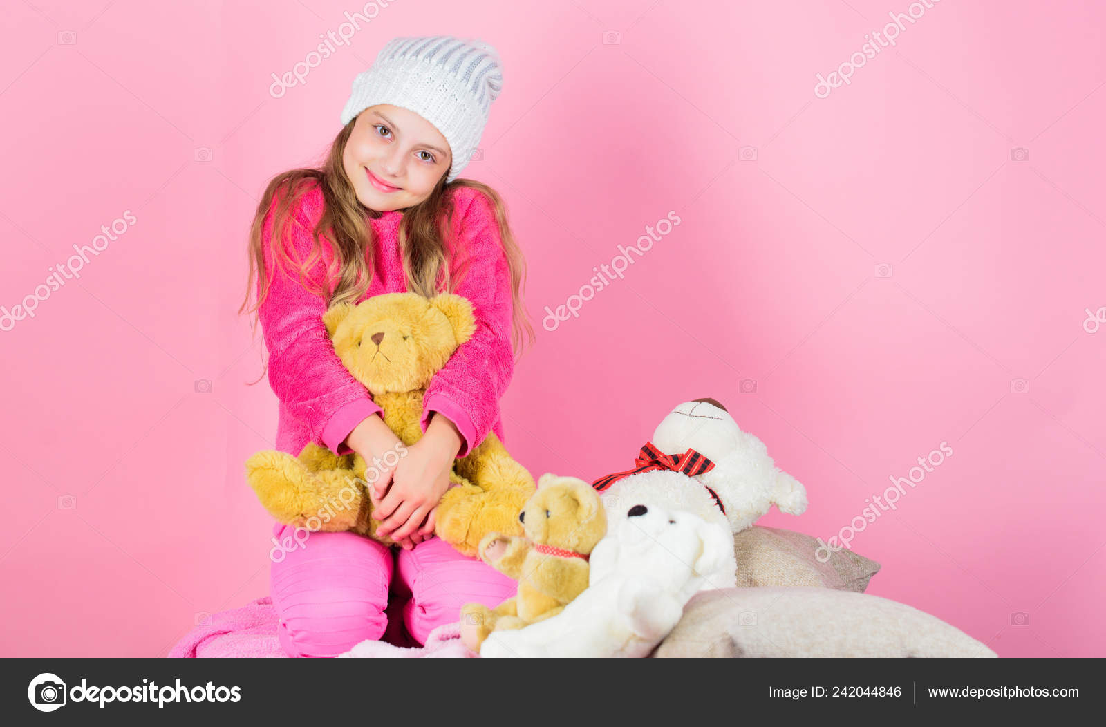 little girl stuffed animals