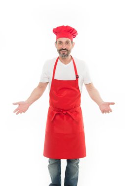 Bir masterchef Im biliyorum. Önlük ve Şef şapkasını sakallı olgun adam. Üst düzey aşçı sakal ve bıyık önlük önlük giyiyor. Kırmızı önlük pişirme olgun şef aşçı. Ev yemekleri