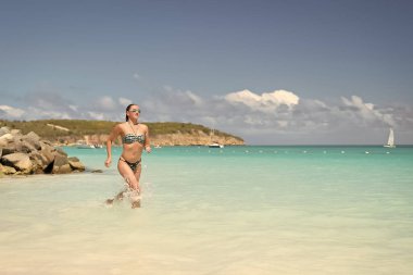 St. John, Antigua 'daki Karayipler' de yaz tatili