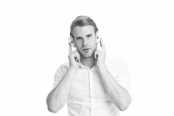 Ebook has to happen. Man listen to music in headphones. Handsome man listening to business ebook. Music fan. The rule of my life is to make business a pleasure — Stock Photo, Image