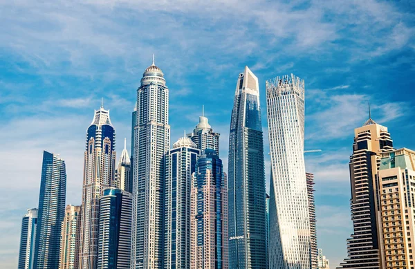 Paisagem urbana em Dubai, Emirados Árabes Unidos — Fotografia de Stock