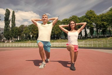 Çift egzersiz ve germe.