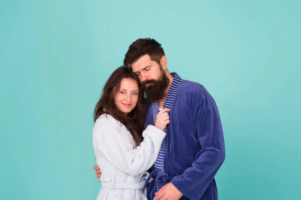 Sleepy man embrace his girl. Bearded man and woman in robe pajama. Couple in love. sleepy family. Wake up morning. Love and romance. Happy family in morning. couple looks sleepy in morning. Insomnia — Stock Photo, Image