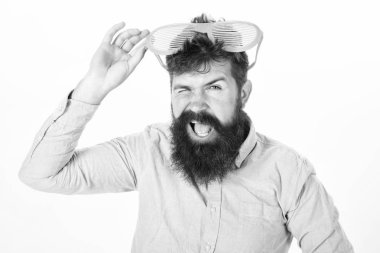 Göz koruma güneş gözlüğü aksesuar yaz. Sakallı adam giyim güneş gözlüğü. Nasıl sonraki tatil için hazır olun. Hippi giyim çekim tonları son derece büyük güneş gözlüğü. Güneş gözlüğü tatil özniteliği