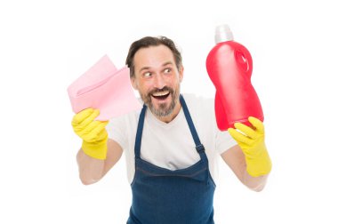 Akıllı temizleme solüsyonu. Temizlik hizmeti ve ev görev. Oğlan lastik eldiven şişe sıvı sabun kimyasal temizlik maddesi. Sakallı adam temizlik ev. Temizleme kavramı. Lekeleri kurtulmak