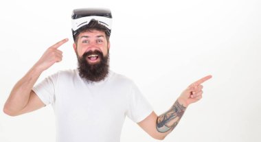 Her zaman görüşüyoruz. İyi hazırlanmış bir iş adamı dizüstü bilgisayarını tutarken mavi gökyüzü arkaplanını konuşur. Guy resmi kıyafet modern teknoloji yöneticisi girişimci telefona cevap verir. İletişim yeteneği