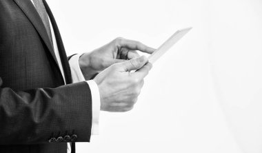 Akıllı sistem kontrolü. Dijital teknoloji. Kablosuz teknoloji. Erişim ağı olsun. Geleceğin teknolojisi sanal yüzey. İş ve teknolojileri kavramı. Tablet taşınabilir bilgisayar yöneticisi elinde