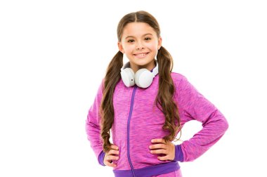 Bluetooth teknolojisi ile kablosuz özgürlük. Özgürlüğü seven küçük çocuk. Eller serbest kulaklık takan küçük kız çocuk. Özgürlüğün ve mutluluğun tadını çıkarıyorum. Bakımdan özgürlük. Ücretsiz ve kaygısız