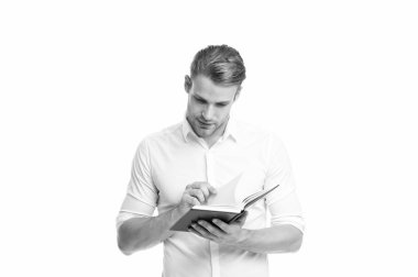 İşadamı kendini geliştirme için kitap okuyun. İlginç bir fikir arıyor. Edebiyat yetişkin okuma. İş Projesi bilgilerini arama adam. Hobi olarak okuma. Yakışıklı işadamı okuma kitabı