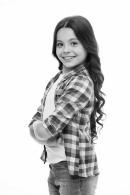 Yeni saç stilinle kendine çok güveniyorsun. Uzun kıvırcık saçlı, kendine güvenen bir çocuk. Kıvırcık saçlı, gülümseyen kız kendine güveniyor. Çocuk el ele tutuşup göğsünü sıkıca bağladı. Kendine güveni artırmak