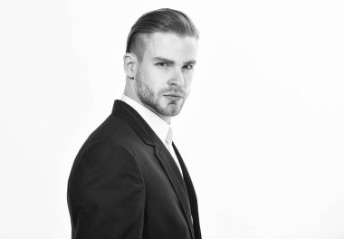 Yakışıklı ofis çalışanı. İş karar ve sorumluluk almak. Bireysel girişimci iş. İyi giyimli iş resmi elbise beyaz arka plan adamım. İş adam ciddi girişimci