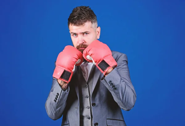 Criminal defense lawyer planning out strategies. Businessman wear boxing gloves. Best criminal defense lawyer strategies. Tactics proven to work. Attack and defense concept. Successful businessman — Stock Photo, Image