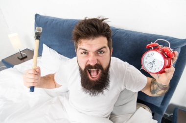 Nefret dolu bir program. Sabahlardan nefret eden insanlar için en iyi çalar saatler. Adam kızgın hipster erken uyanmak nefret ediyorum. Yıkıcı enerji. Günün en zor anı. Alarm sesinden nefret etmek çok normal.