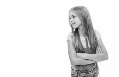 Uzun saçlı kadınsı özniteliği. Kızlar genelde saçlarını uzun büyümeye izin. Doğal güzellik. Sağlıklı ve parlak saçlar için. Uzun çok güzel saç modeli ile şirin çocuk evlat. Saç bakım ipuçları ve profesyonel tedavi