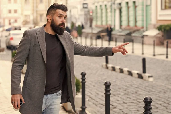 During the rush hour. Business man in modern city. Bearded man going to work. Hipster in business style on street. Professional businessman leading busy lifestyle. The beginning of working day — Stock Photo, Image