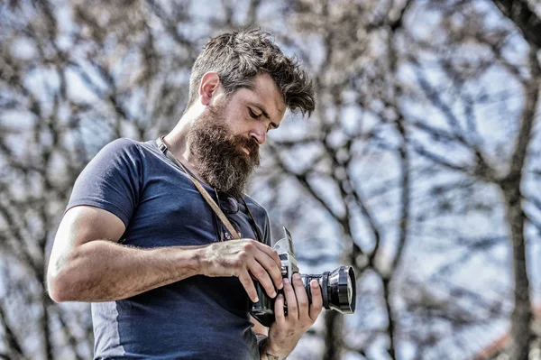 Manual settings. Photographer with beard and mustache. Man shooting photos. Content creator. Man bearded hipster photographer. Old but still good. Photographer hold vintage camera. Modern blogger — Stock Photo, Image