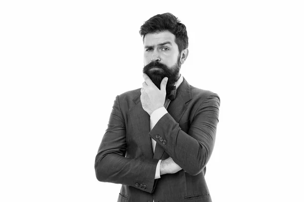 Moda elegante masculina en la oficina de negocios. Empresario en traje formal. Hombre en traje elegante. Negocios. Moderno hombre de negocios elegante. Un hombre confiado y brutal. Hombre barbudo. Hipster maduro con barba elegante — Foto de Stock