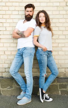 Her zaman birlikte. Sakallı adam ve seksi kadın romantik ilişkiler zevk. Çift aşk ilişkileri içinde. Aile ilişkileri. İlişkiler ve ilişkiler