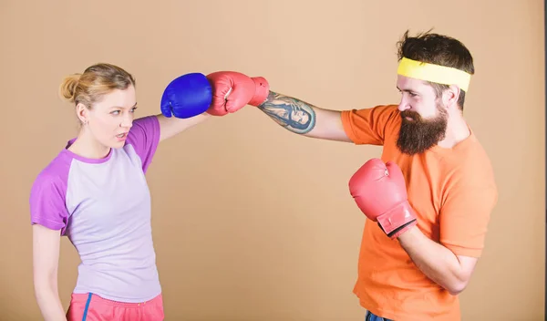 Punching, sport Success. knockout and energy. couple training in boxing gloves. Happy woman and bearded man workout in gym. sportswear. Fight. training with coach. Fast and Furious — Stock Photo, Image