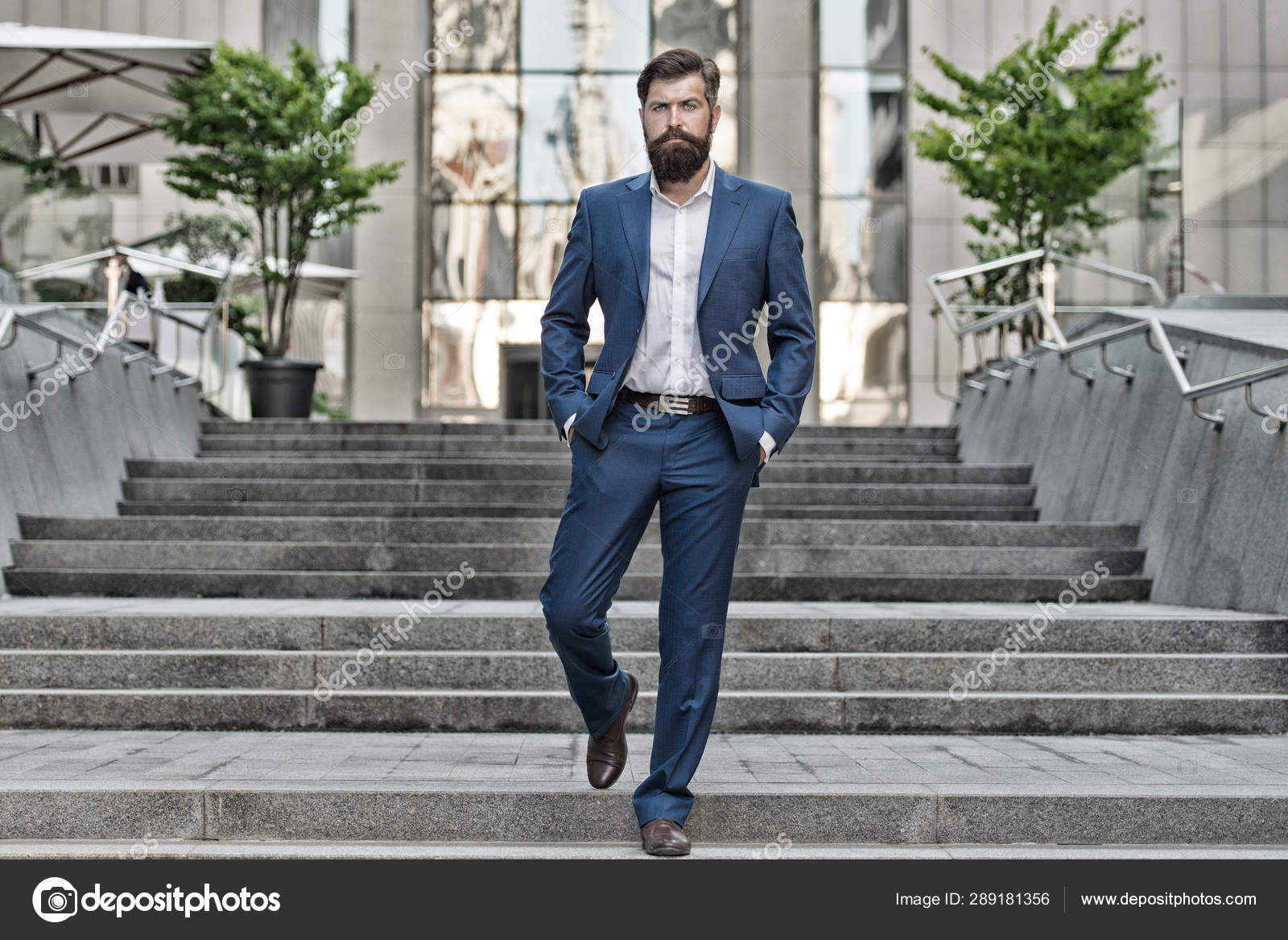 Personal Protection Specialist Wearing Sunglasses Suit Stock Photo  1300726666 | Shutterstock