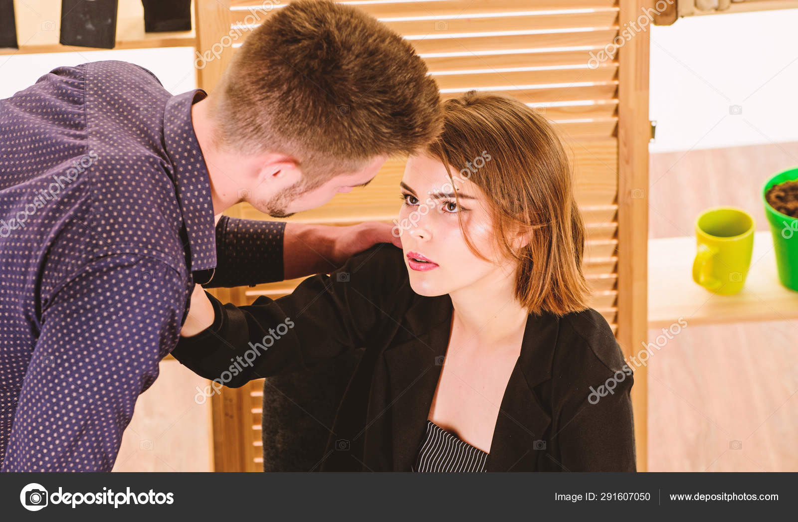 Межофисные отношения. Служебные дела. Рабочий роман